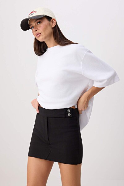 Trendyol Collection Pantaloni scurți negri din material elastic, fustă scurtă...