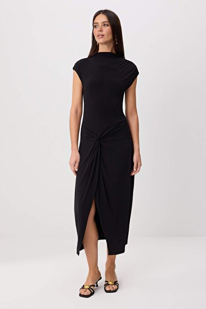 Trendyol Collection Rochie neagră, simplă, mulată, cu decolteu rotund, cu mân...