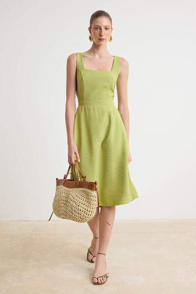Trendyol Collection Rochie țesută midi verde Yağ, mai sustenabilă TWOSS26EL00289