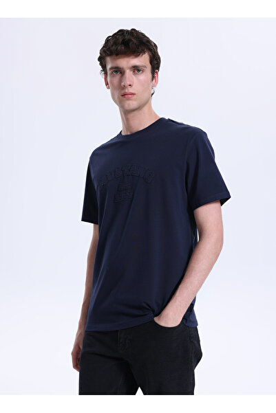 Mustang Bisiklet Yaka Baskılı Lacivert Erkek T-Shirt M6SM-TST1545