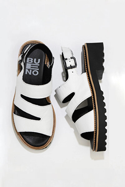 Bueno Shoes Sandale plate de damă din piele albă 01wu6799