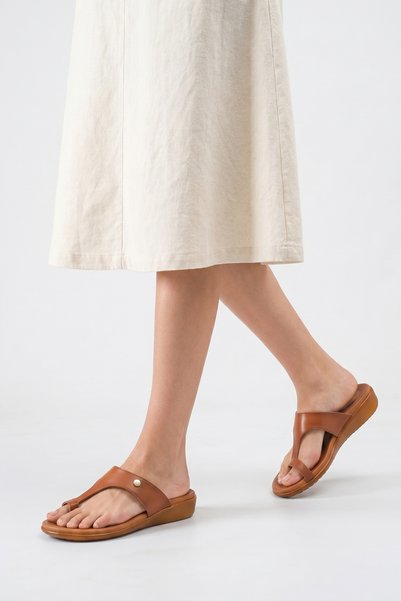 Melacomfort Women's Tan Soft Sole Flip Flops