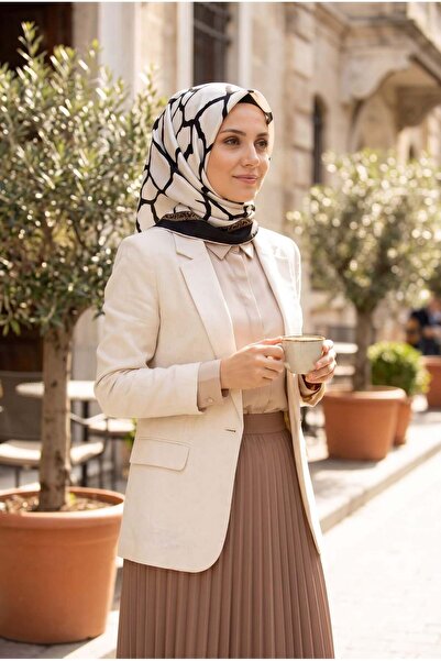 Vissona %100 Twill Taş Desenli Krem - Siyah Renkli 90x90 Eşarp Dikim Şekli: E...