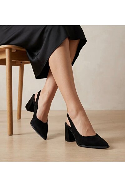 yıldızpark Black Thick-Heeled Women's Classic Shoes