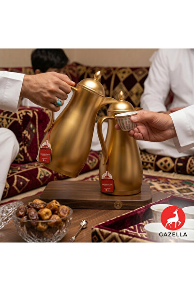 Gazella طقم قوارير شاي/قهوة بلاستيكية من قطعتين سعة 1 لتر و 1 لتر بلون ذهبي مطفي مع زجاج البوروسيليكات بالداخل