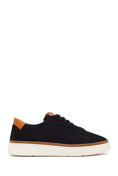 Derimod Erkek Siyah Bağcıklı Kalın Tabanlı Nubuk Deri Sneaker 26SFD6754V3