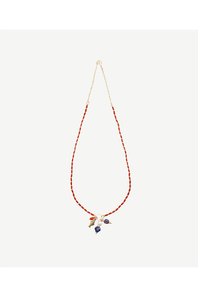 Yargıcı Charm Detaylı Mercan Kolye