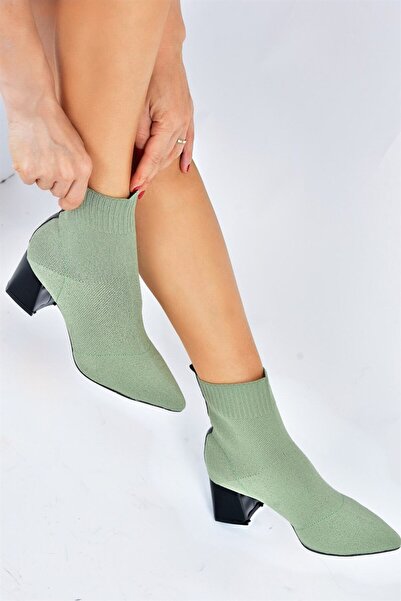 Fox Shoes حذاء نسائي تريكو أخضر بكعب سميك L422763057
