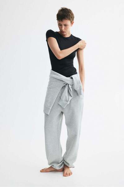 H&M Fitted microfibre T-shirt