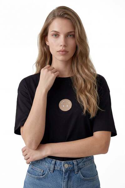 HAKKE Oversize smiling face printed t-shirt