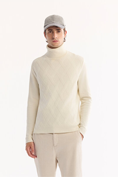 Avva Men's Ecru Turtleneck Soft Touch Textured Knitwear Regular Fit Sweater A...