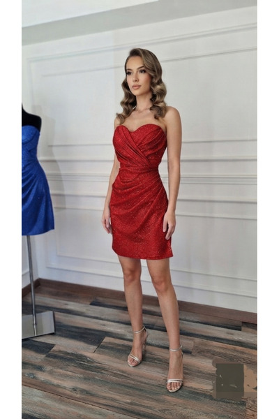 makbuleofficial Işıltılı Simli Kumaştan, Drape Detaylı, Straples Bedenli Mini...