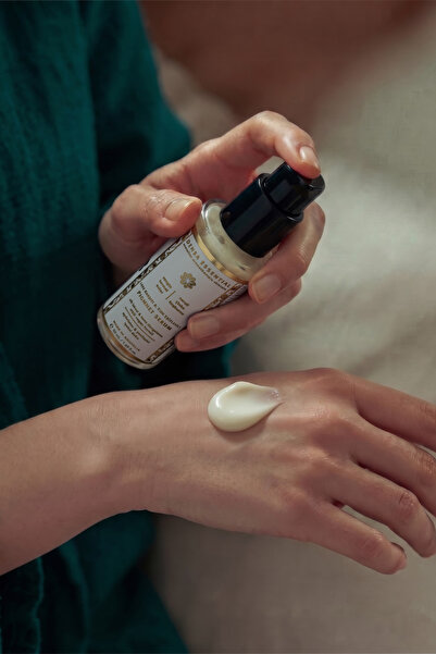 Densa Essential Leke Karşıtı Pigment Serum 50 ml | Niasinamid, Ölmez Çiçek, Söğüt | Cilt Tonu Eşitleyici