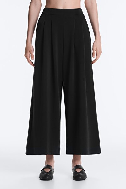 Oysho Modal içeren pilili crop pantolon