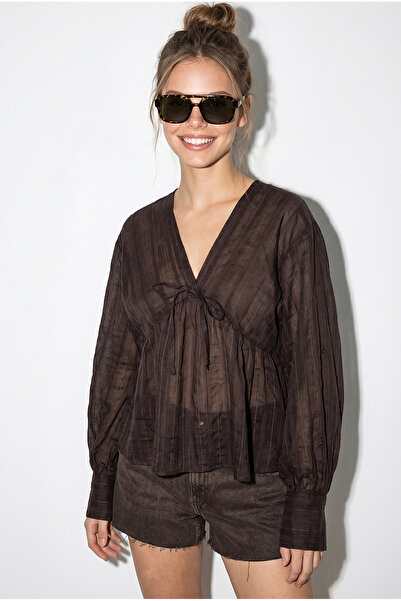 Bianco Lucci Γυναικεία μπλούζα με λαιμόκοψη V, λεπτομέρεια δεσίματος, ριγέ, ε...