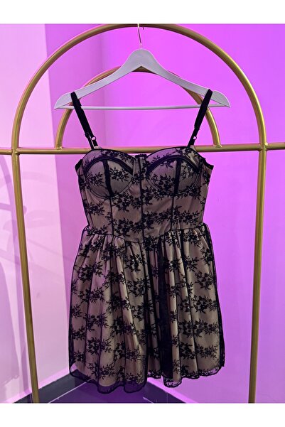 ASLI LUXURY BOUTIQUE Dantel detaylı elbise