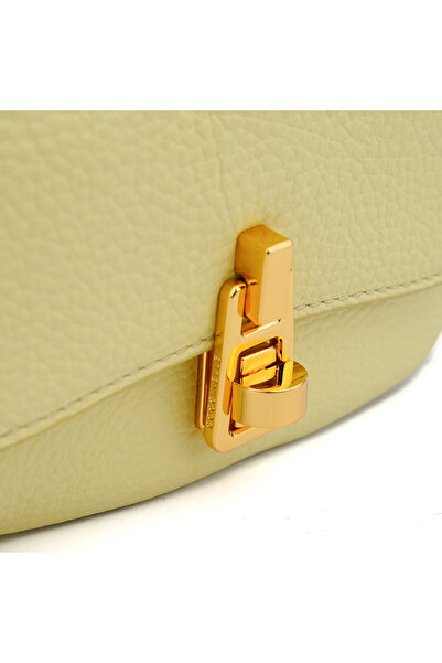 Coccinelle Maggie small