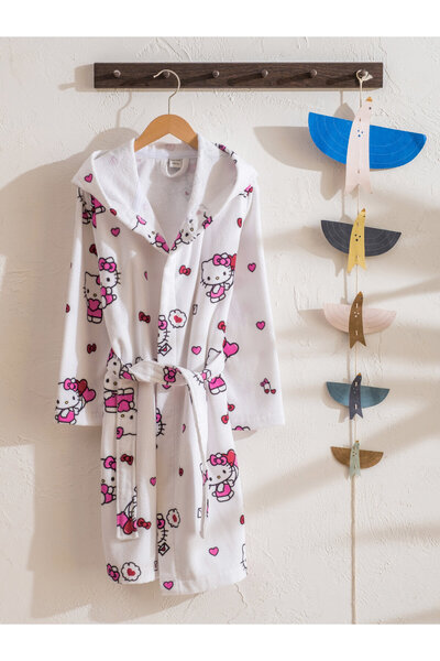 LC Waikiki Hello Kitty Printed Girls' Bathrobe