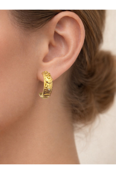 Duiwerlis Women's Gold Color 2.5cm Sun Moon Star Patterned Stone Earrings Vintage Stylish Modern Earrings