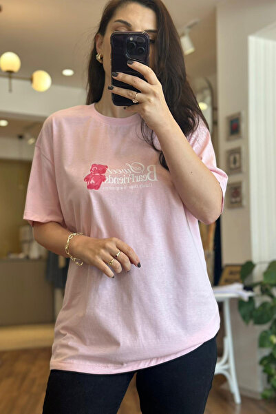 Unique Boutique تي شيرت وردي مطبوع برقبة دائرية