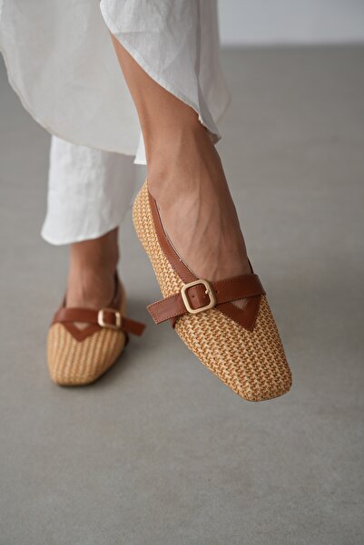 selin shoes حذاء باليه نسائي من Virea مصنوع من القش مع مشبك ذهبي قابل للتعديل...
