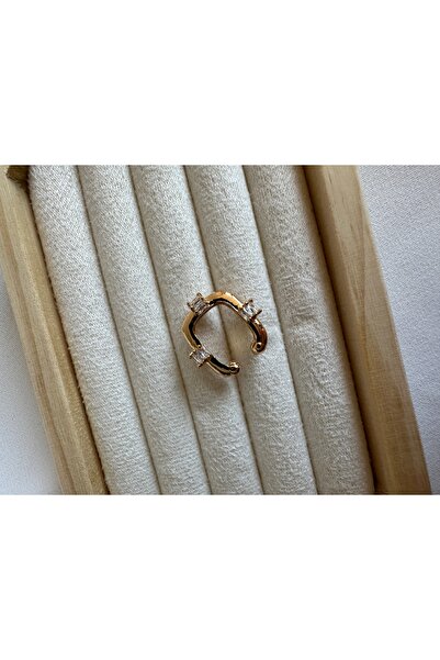 ringbox Baget Taşlı Dikdörtgen Kıkırdak Küpe Earcuff