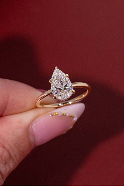 Crystal Diamond Zirconia Premium ışıltılı, üst düzey berrak 2 karat damla tek...