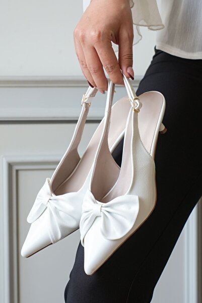 GOFFSHOES Women's Sides Bow Tie Detailed Low Heel Shoes - White-Patent Leather