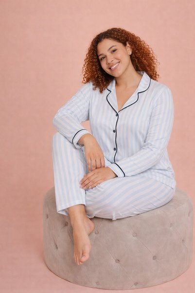 Alperi Plus Size Women's Pajama Set Striped Buttoned Over-The-Knee Comfortabl...