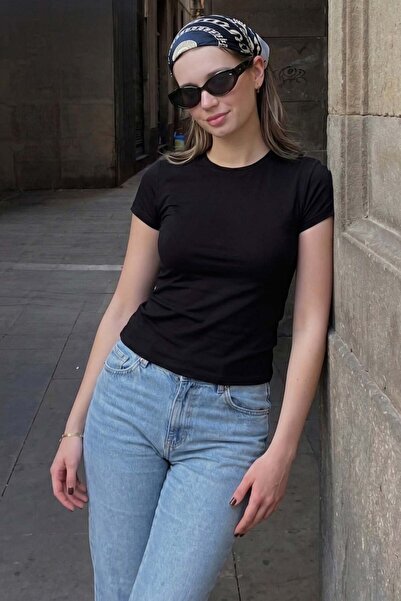 Madmext Black Basic Slim Fit Women's T-Shirt Mg2818