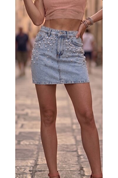 REDZARRAM MINIFUSTĂ BLĂNĂRĂ din denim deschis, cu pietre și perle, Trend Denim