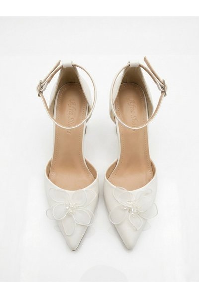 afra shoes حذاء زفاف ميموزا بكعب كأس بطول 8 سم مزين بزهرة من الحجر الأبيض