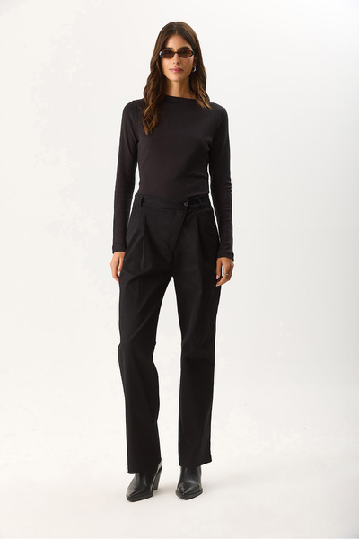 VENA Women's Pleated Baggy Fit Pants - Black