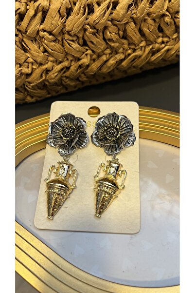 gozdeasutayaccessory Design earrings