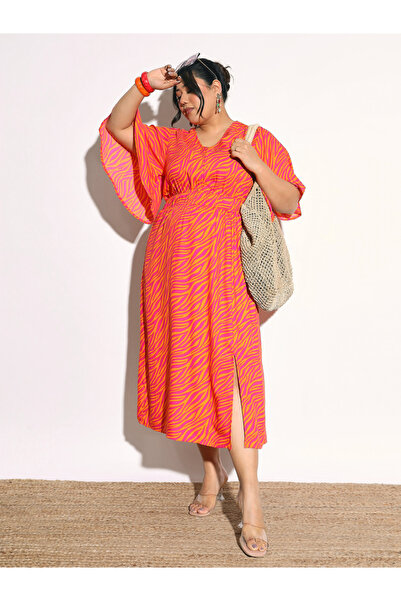 Sassafras By Styli Plus Size Printed Front Slit Midi Dress