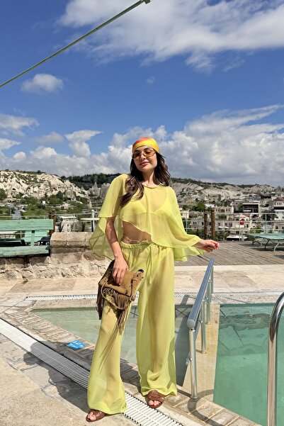 Gizem Ecemiş Jennifer Yeşil Pelerinli Şifon Takım