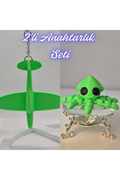 3DAtölyeMaker Green Airplane and Light Green Squid Keychain