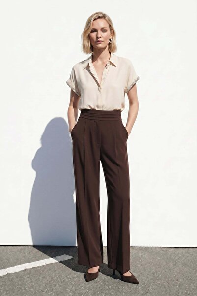 Sateen Short Sleeve Shirt with Accessories - Beige