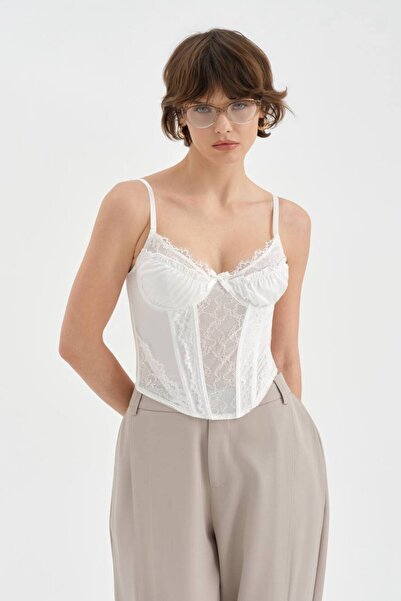 tw3 Women's Corset with Inner Padding and Underwire Design