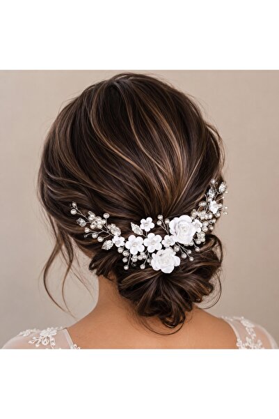 Raizel Bridal hair accessory with white flowers and pearls, Annabel