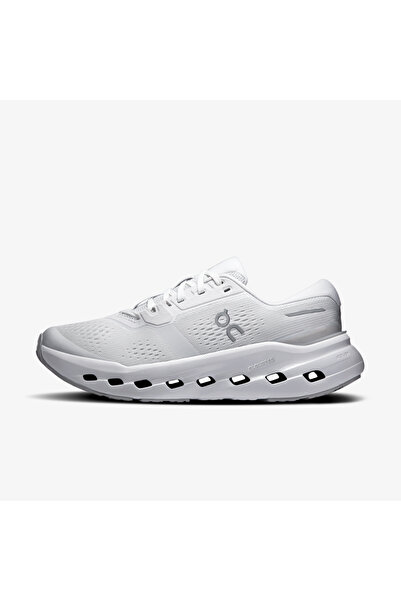 ON Cloudrunner 3