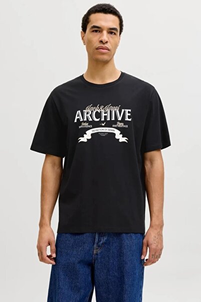Jack & Jones Crna muška JJEDOVER TRAPER MAJICA SS O-IZREZ SN Model kod: 12290...