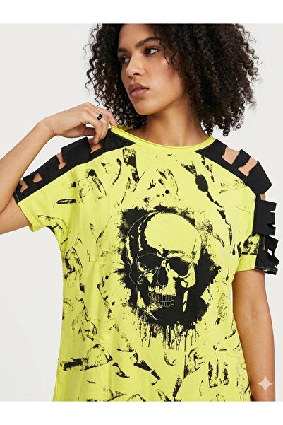 New London KURUKAFA DESENLİ YIRTMAÇ DETAYLI T-SHIRT