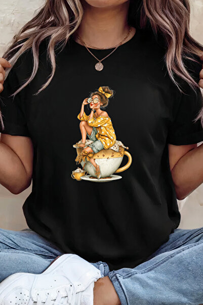 Sarah's Boutique Women's T-shirt – 100% cotton – Teacup Girl
