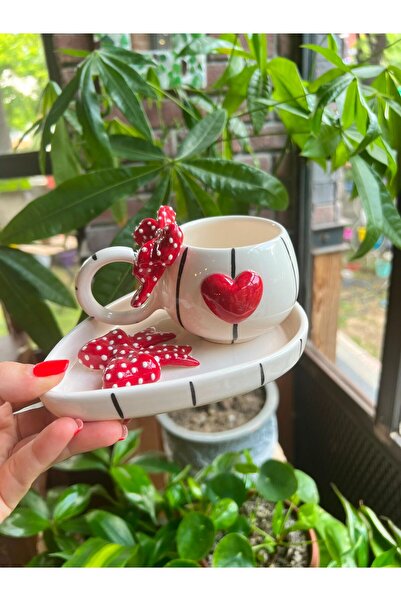 Satori Design Kırmızı Kalpli Model Tabaklı Özel Seri Seramik El yapımı Fincan