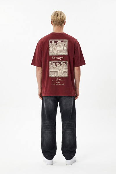 Respire Tricou supradimensionat Betrayal, cu aspect spălăcit, grenaș