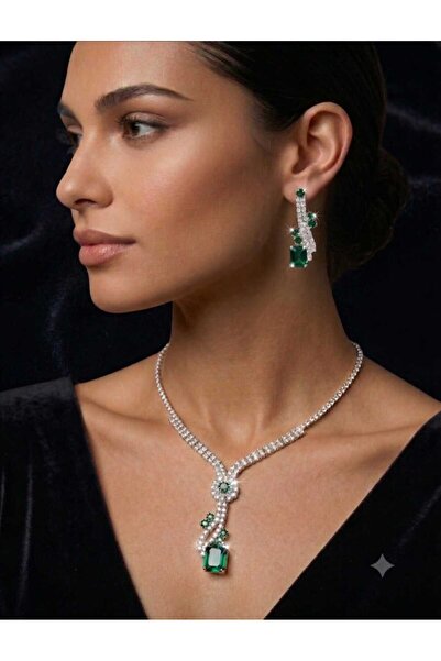 shop Emerald Green Necklace Set