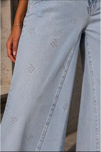 Utica Jeans Stoned Wideleg Jean