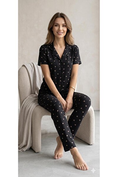 fameshomewear طقم بيجامة صيفي بأكمام قصيرة وتصميم قلب أسود بأزرار