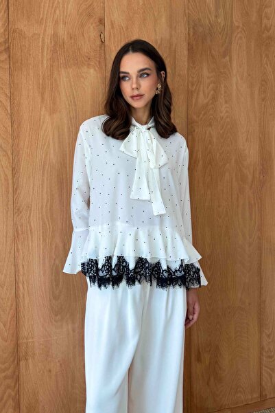 Melike Tatar Puantiye Dantelli Bluz 32-2891